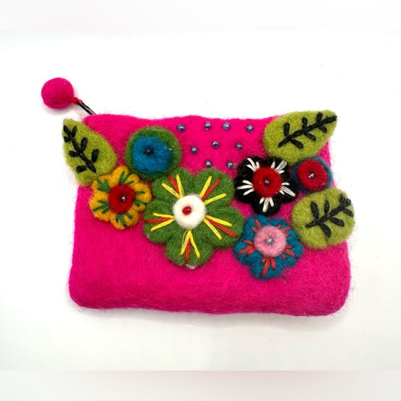 NWOT Pink Floral Felted Wool Zippered Coin Pouch- Fair Trade from Nepal - Picture 2 of 11